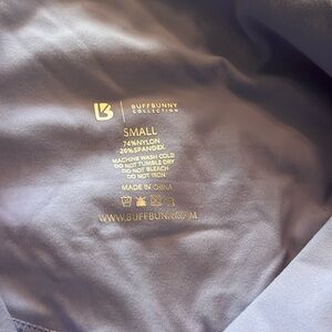 Buff bunny leggings size small. Full length. Periwinkle blue